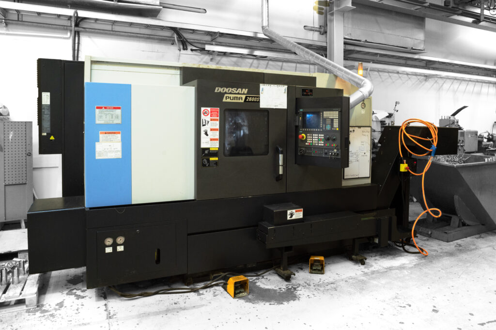 CNC-sorvi konepajassa